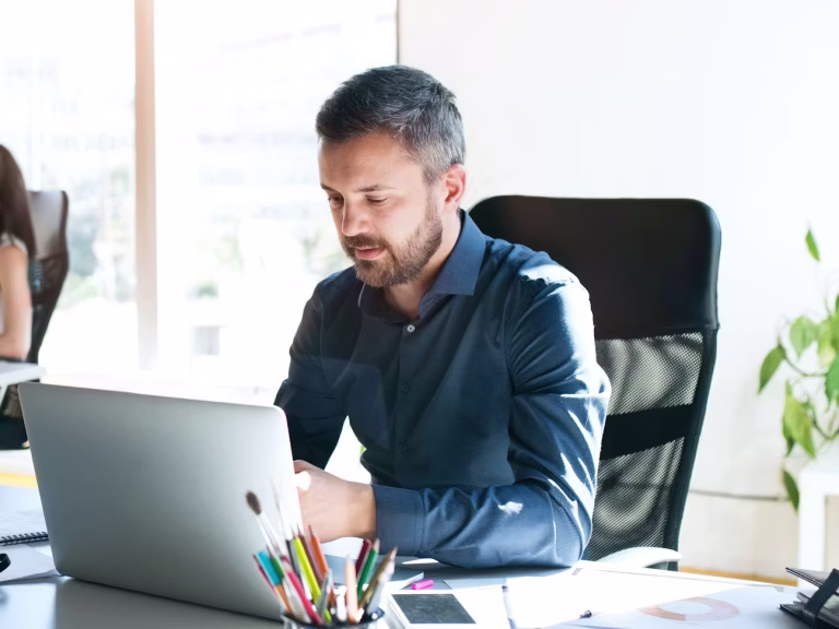 How to Professionally Handle a Bad Online Review from a Former Tenant